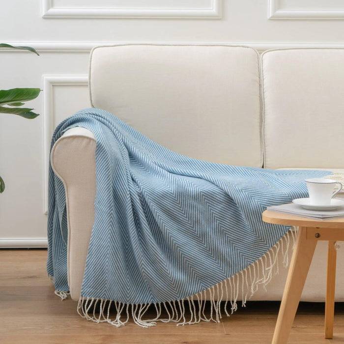Botilda - Throw Blanket  BO-HA   