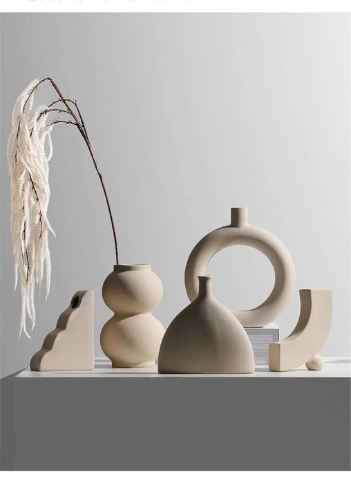 Ingrid - Minimal Ceramic Vase  BO-HA   