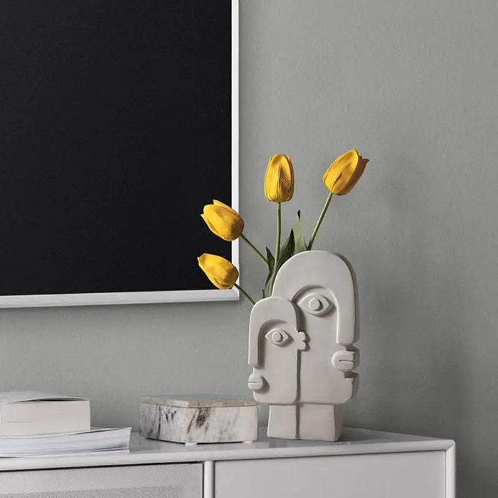 Linnea - Nordic Ceramic Face Vase  BO-HA   
